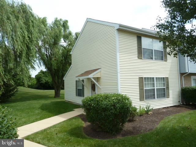 Come home to conveniently located Lexington Woods Condos, a small community located within minutes of I83, Rt30, and so many other conveniences. Central Schools. 2BR, 1.5BA End-unit with private side entrance and backs up to a wall of green. Comfortable, easy living. Association pays for water, sewer, trash, and takes care of both yard work and snow removal.