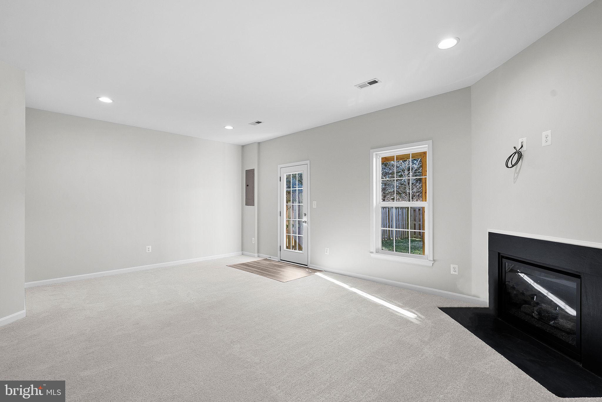 STONE RIDGE SOUTH - Residential