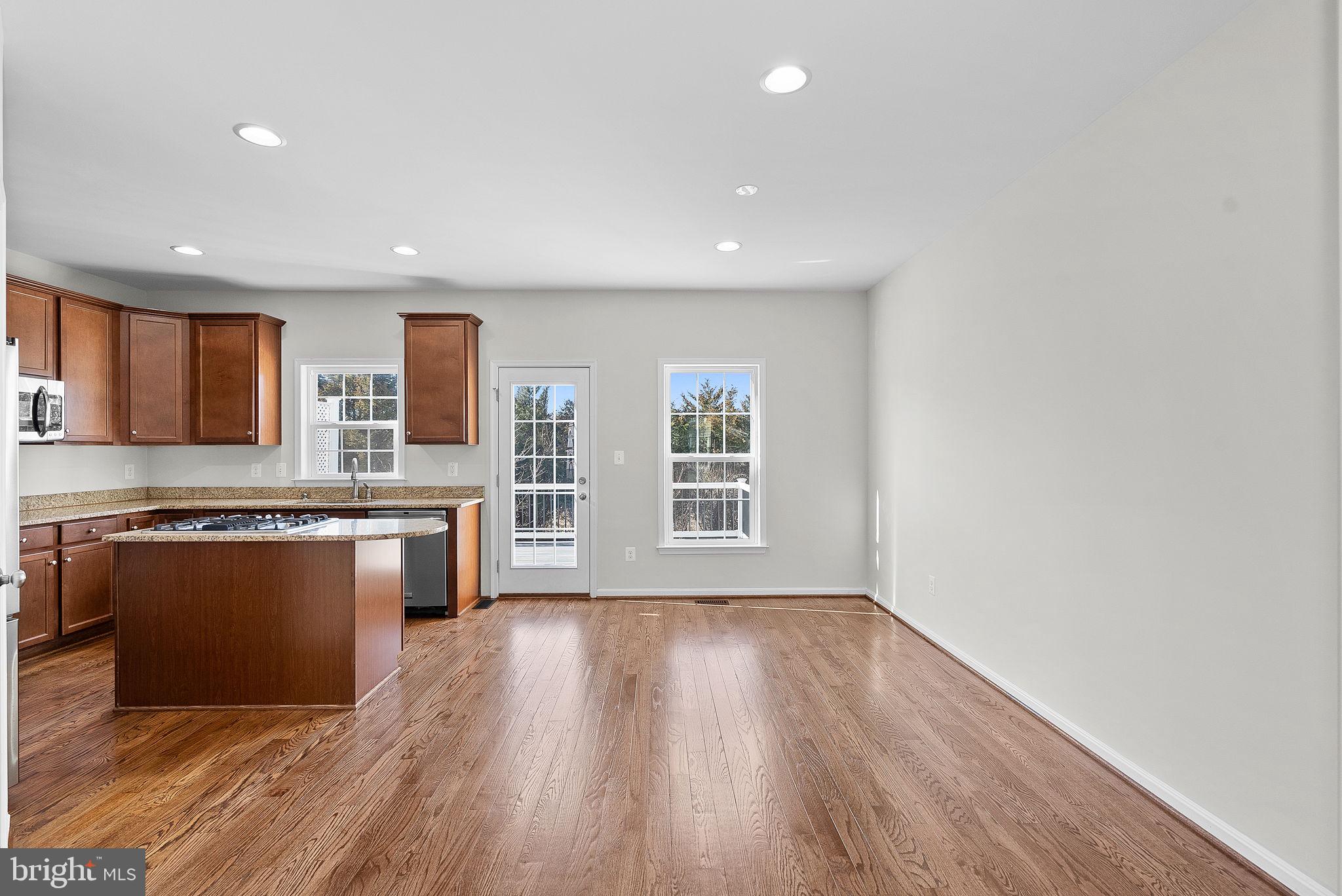 STONE RIDGE SOUTH - Residential