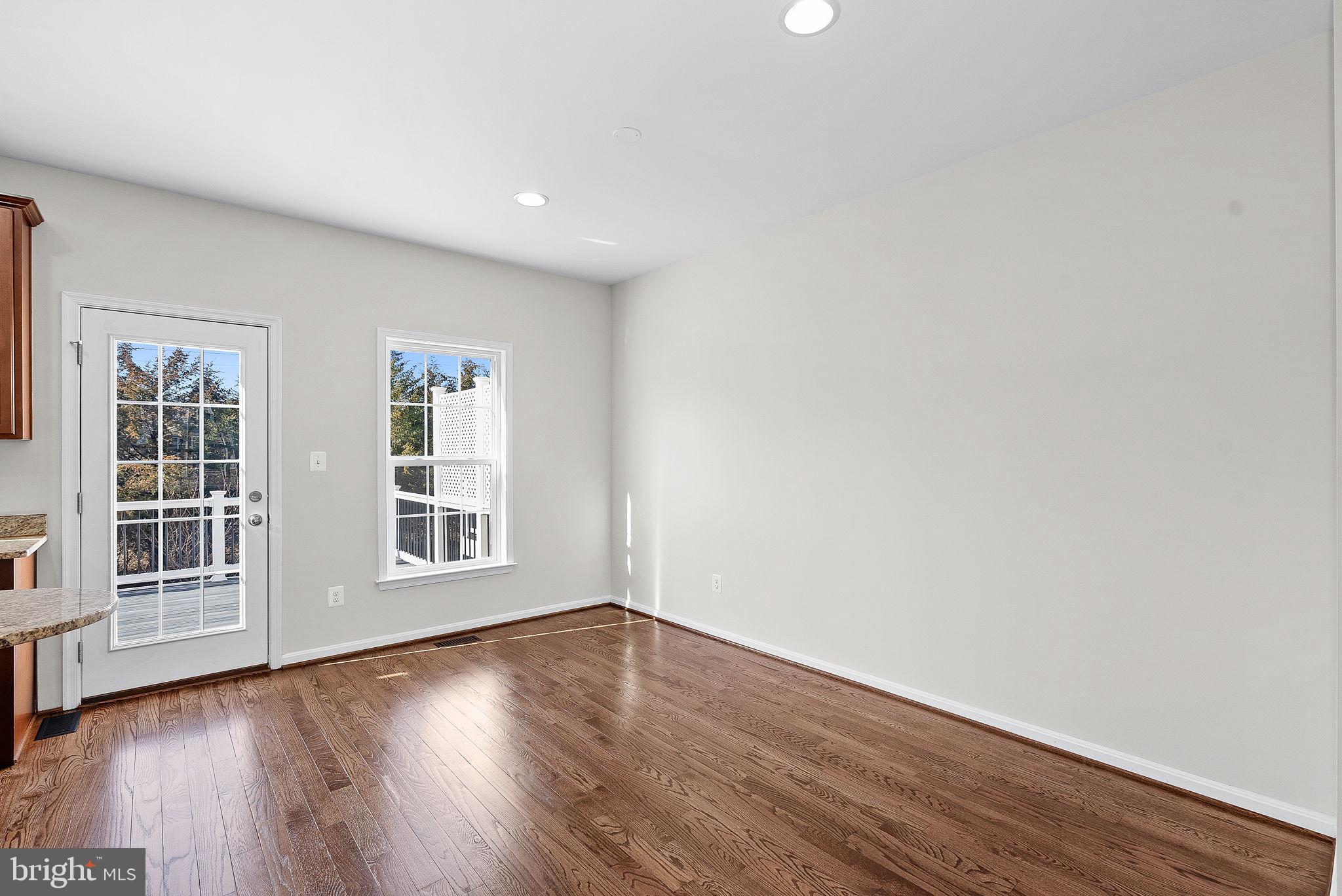 STONE RIDGE SOUTH - Residential