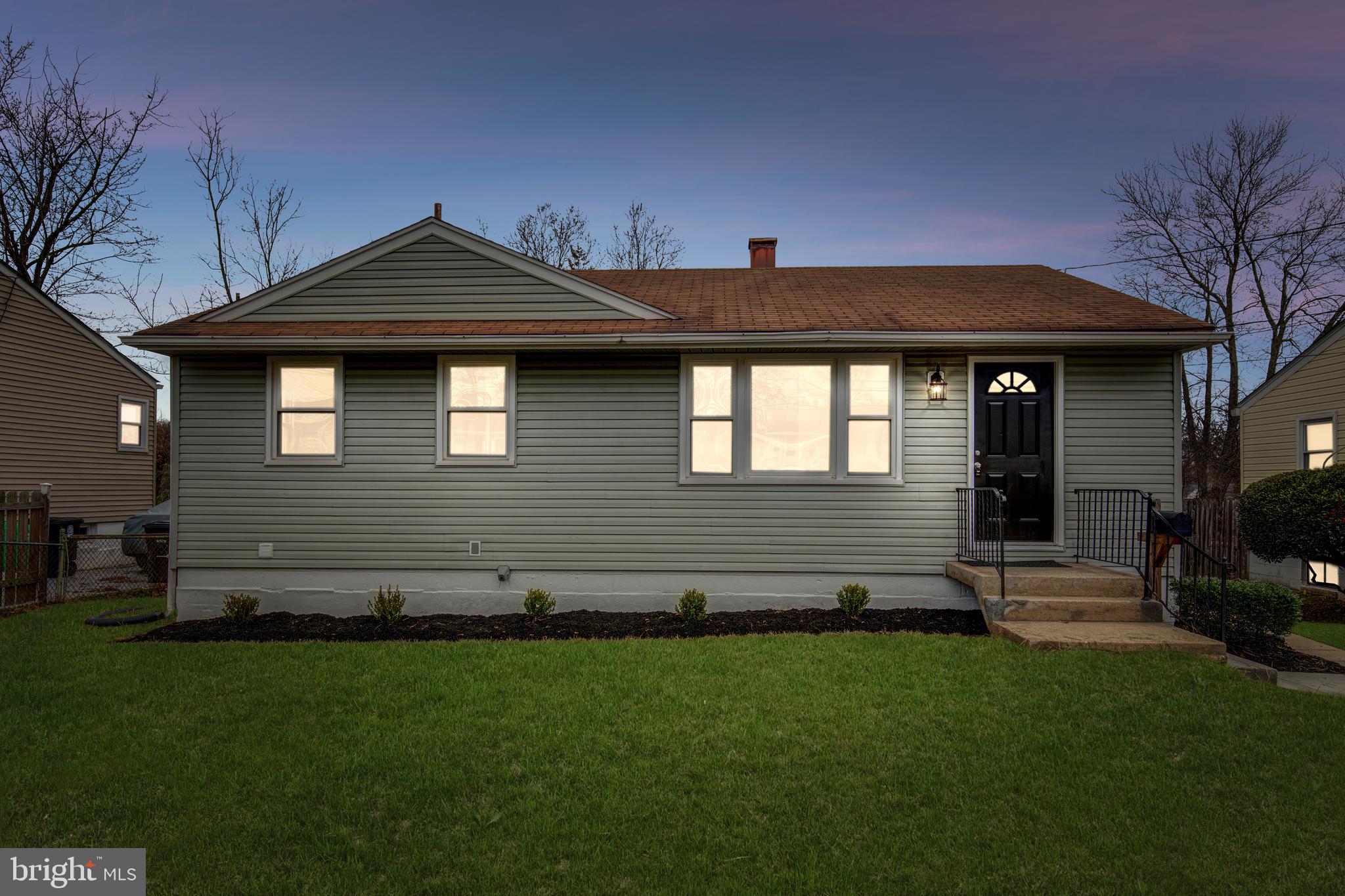 LANHAM WOODS - Residential