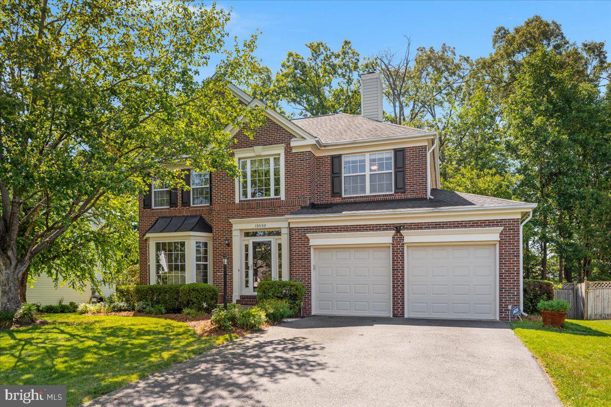 BRIDLEWOOD - Residential