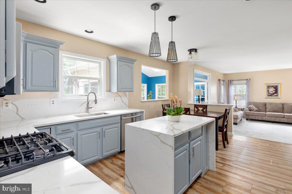 BRIDLEWOOD - Residential