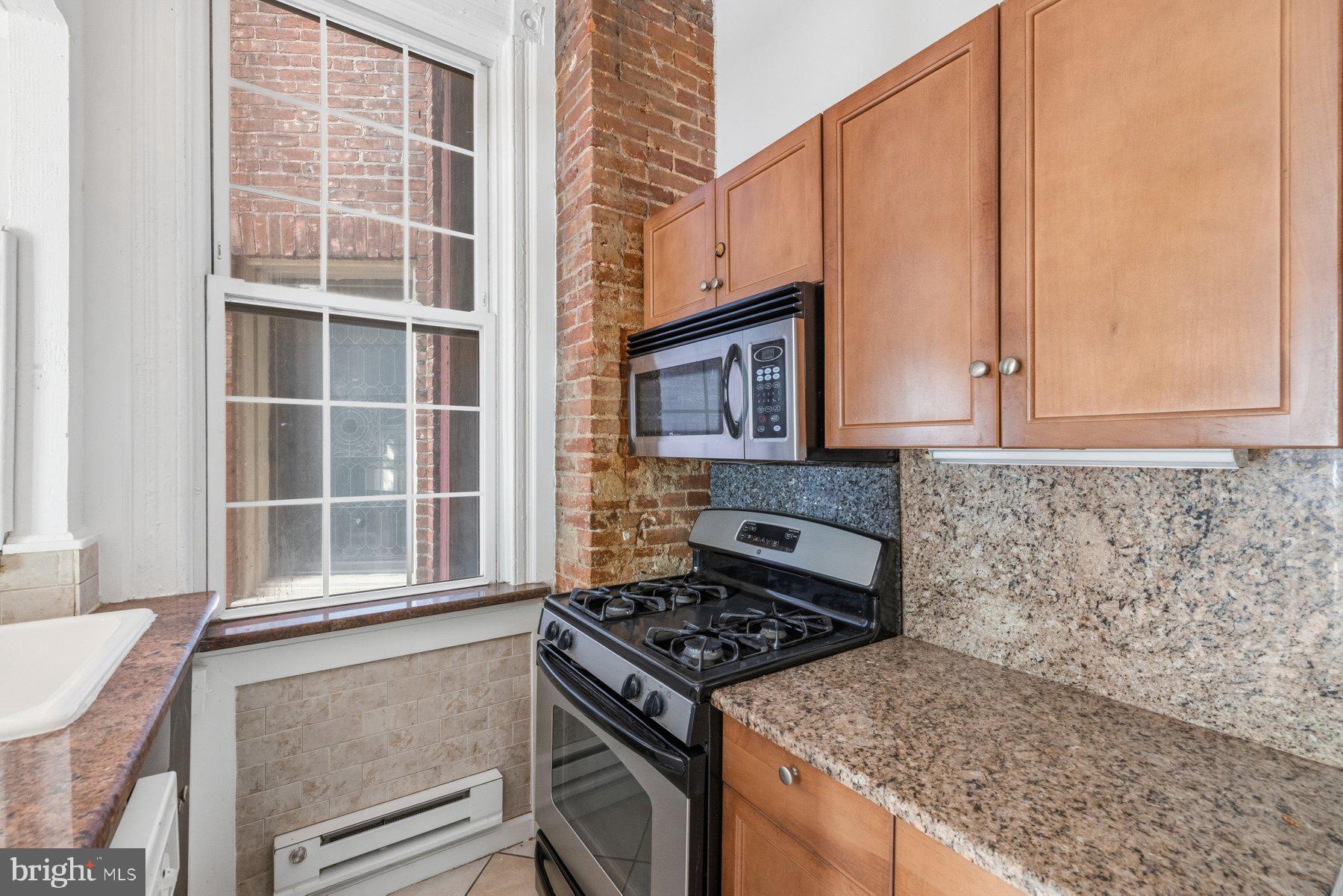 BOLTON HILL HISTORIC DISTRICT - Commercial Sale