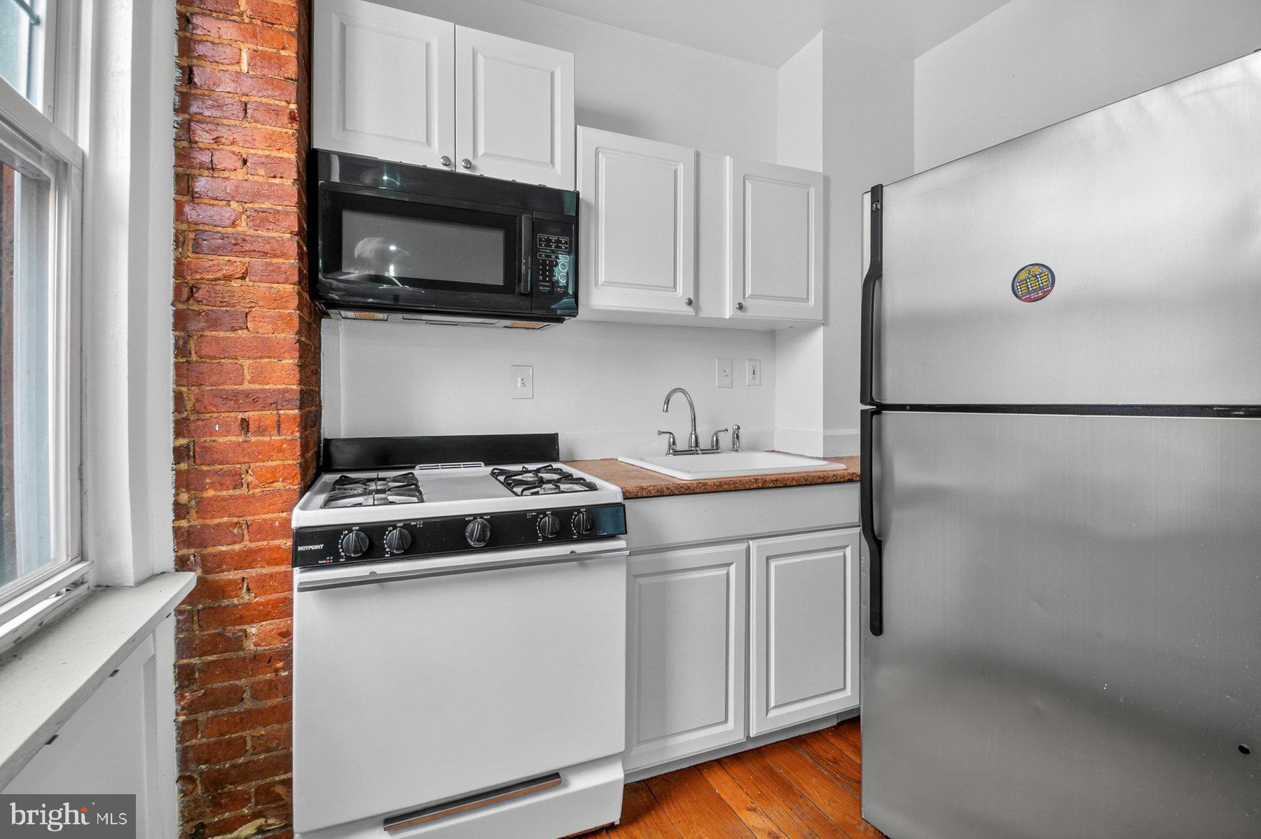 BOLTON HILL HISTORIC DISTRICT - Commercial Sale