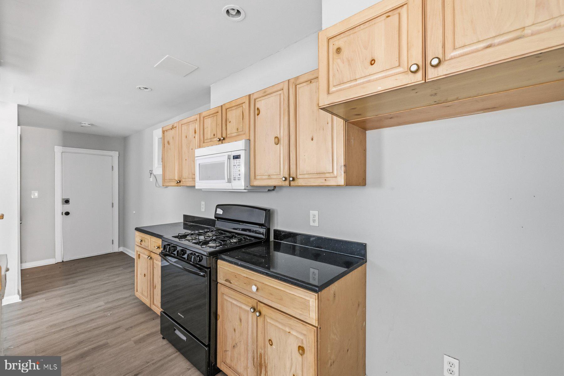 BOLTON HILL HISTORIC DISTRICT - Commercial Sale