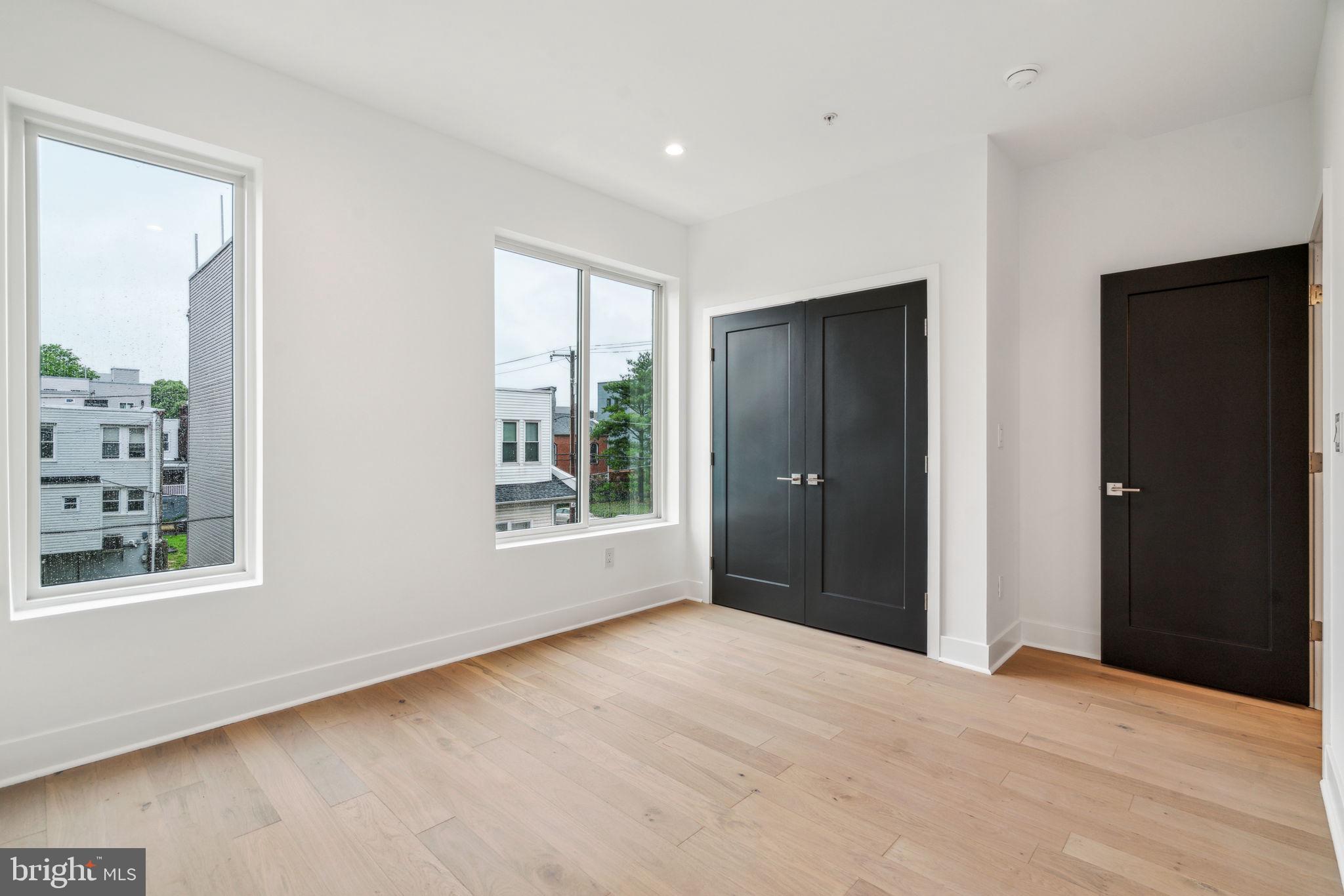 GRAYS FERRY - Residential