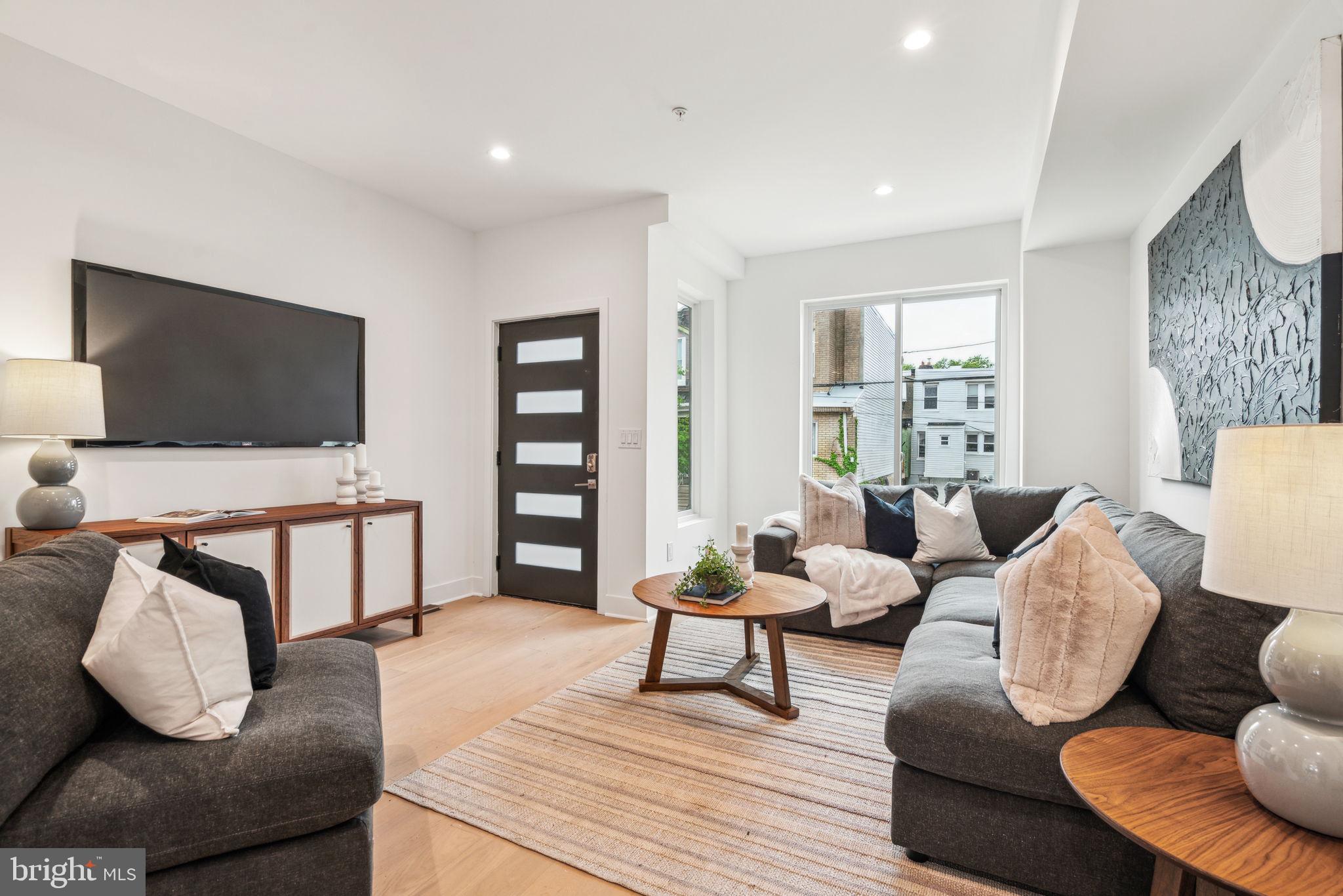 GRAYS FERRY - Residential