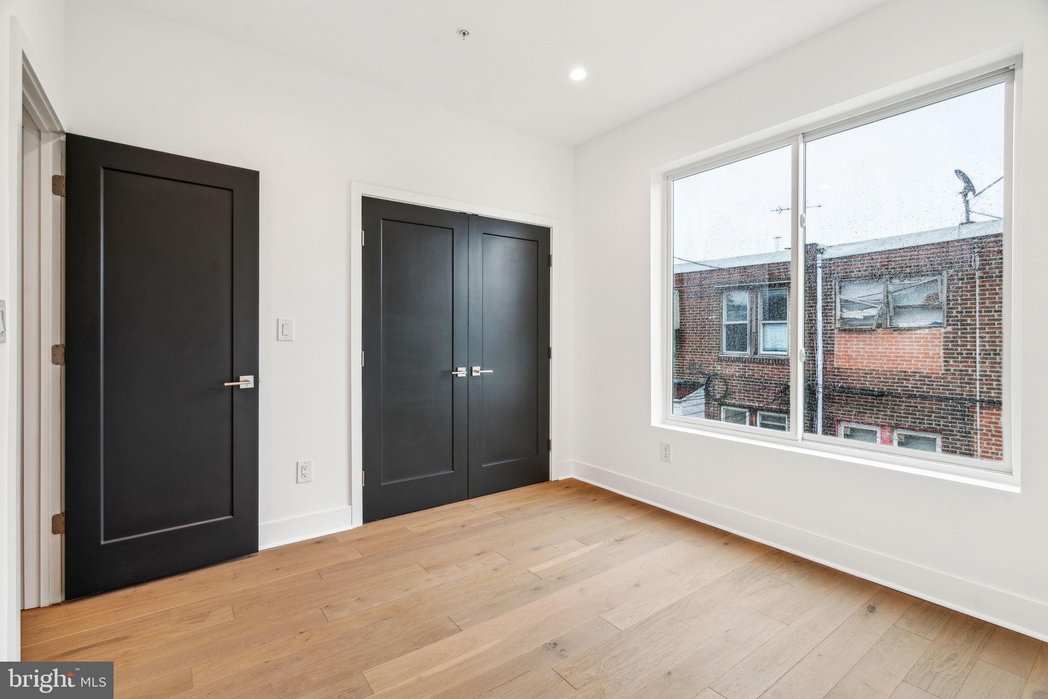GRAYS FERRY - Residential