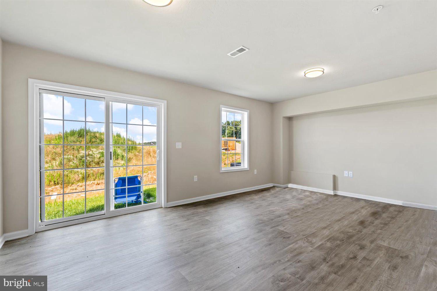 HUDSON RIDGE - Residential
