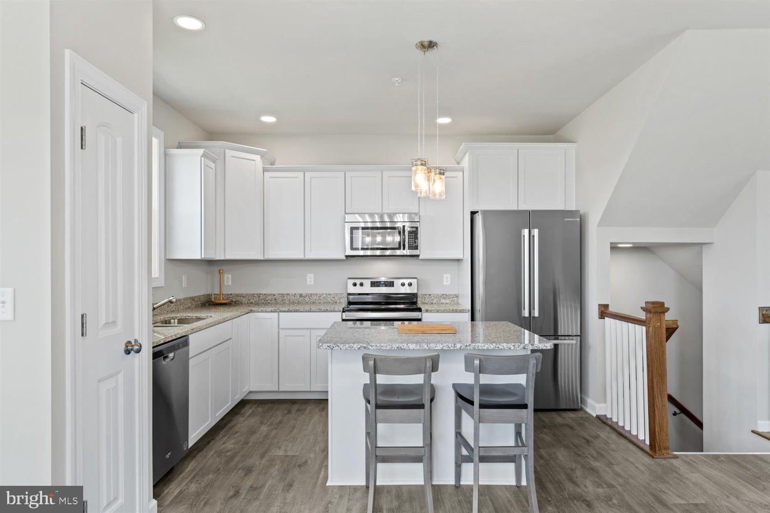 HUDSON RIDGE - Residential