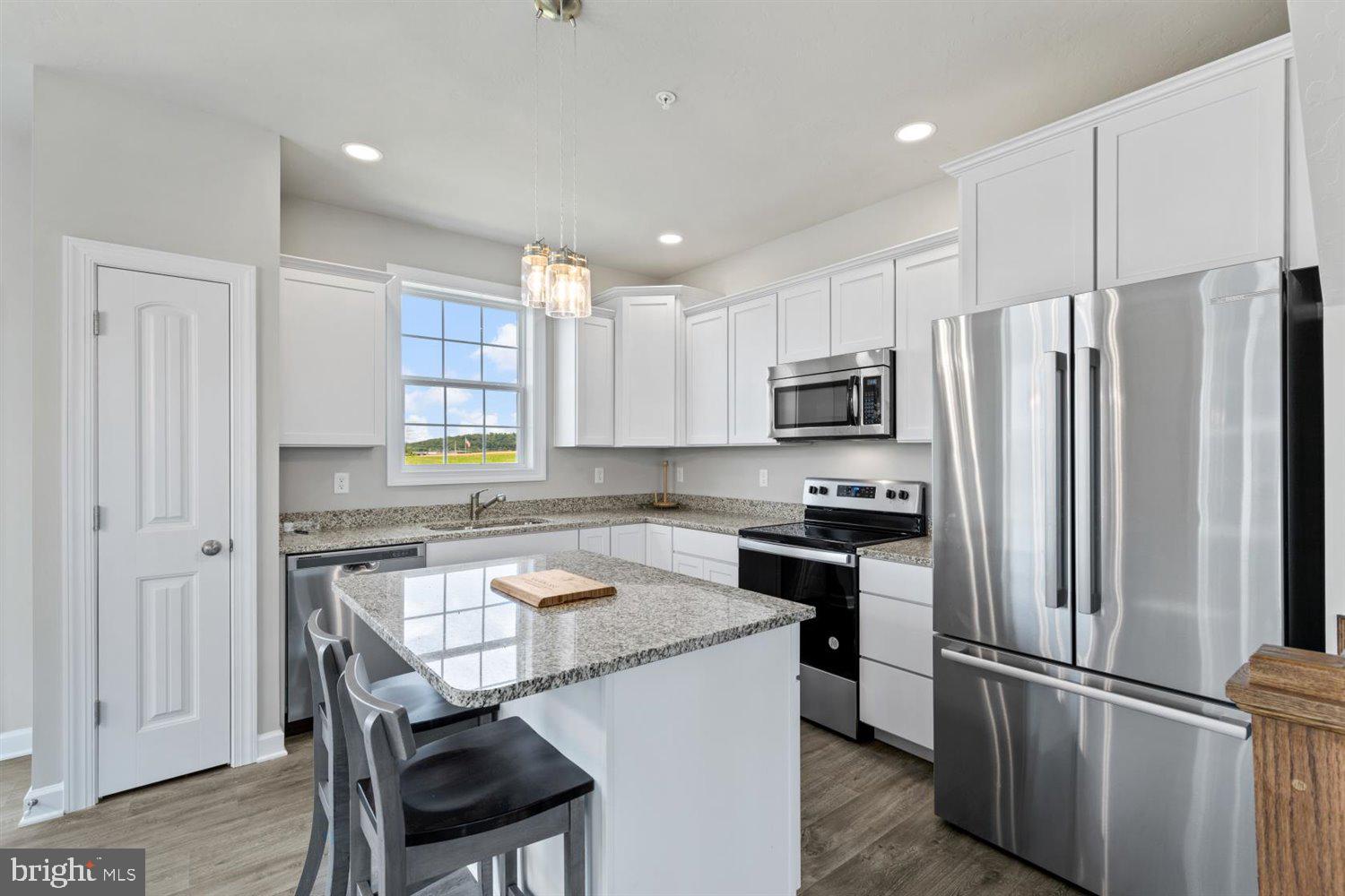 HUDSON RIDGE - Residential