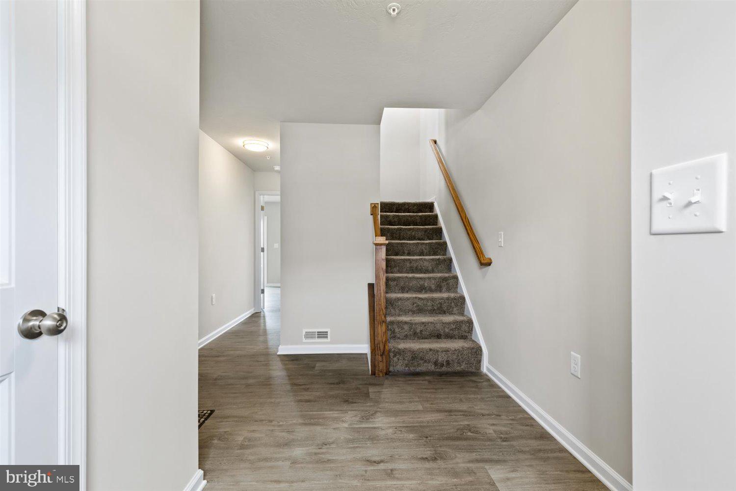 HUDSON RIDGE - Residential