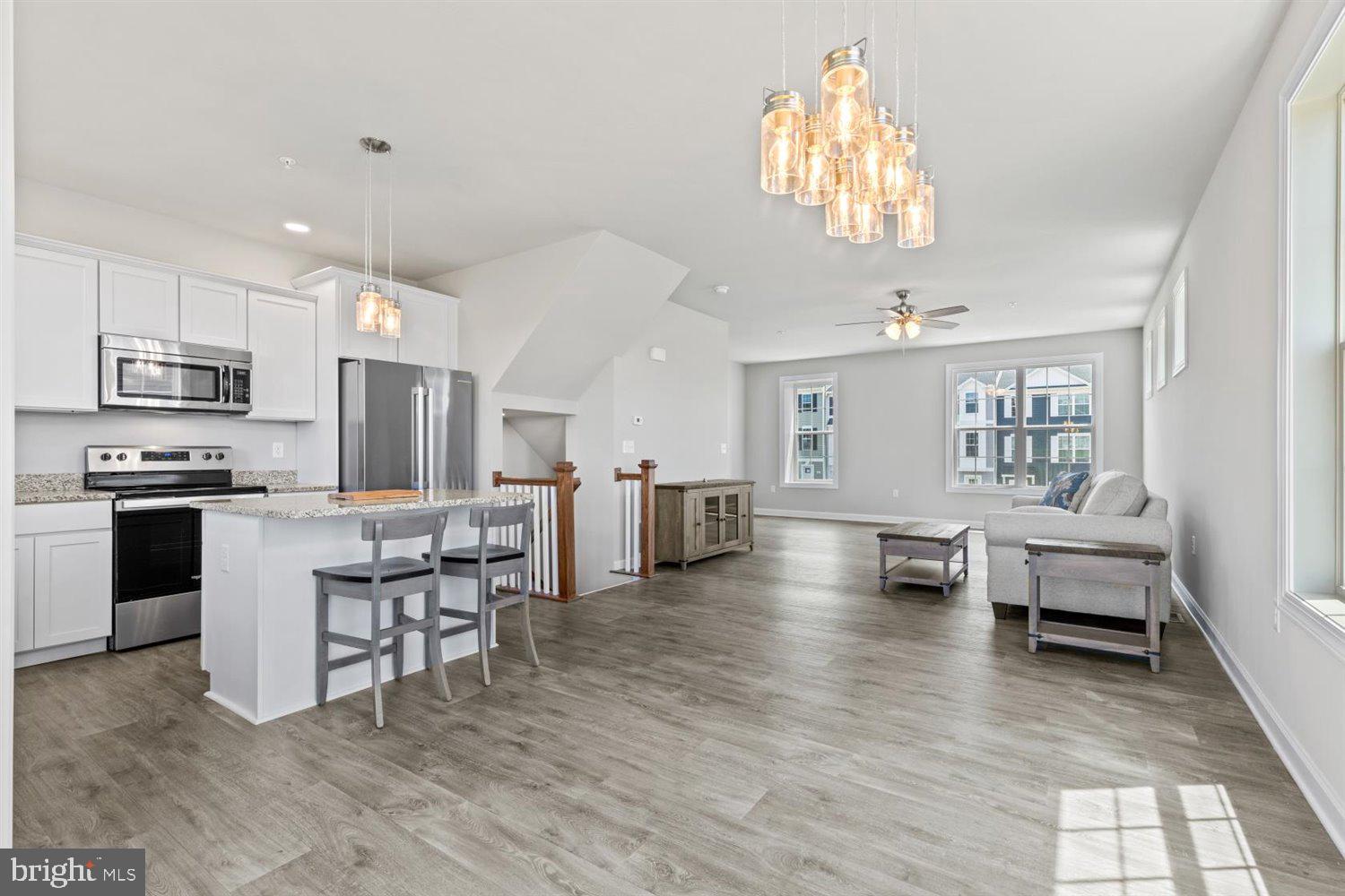 HUDSON RIDGE - Residential