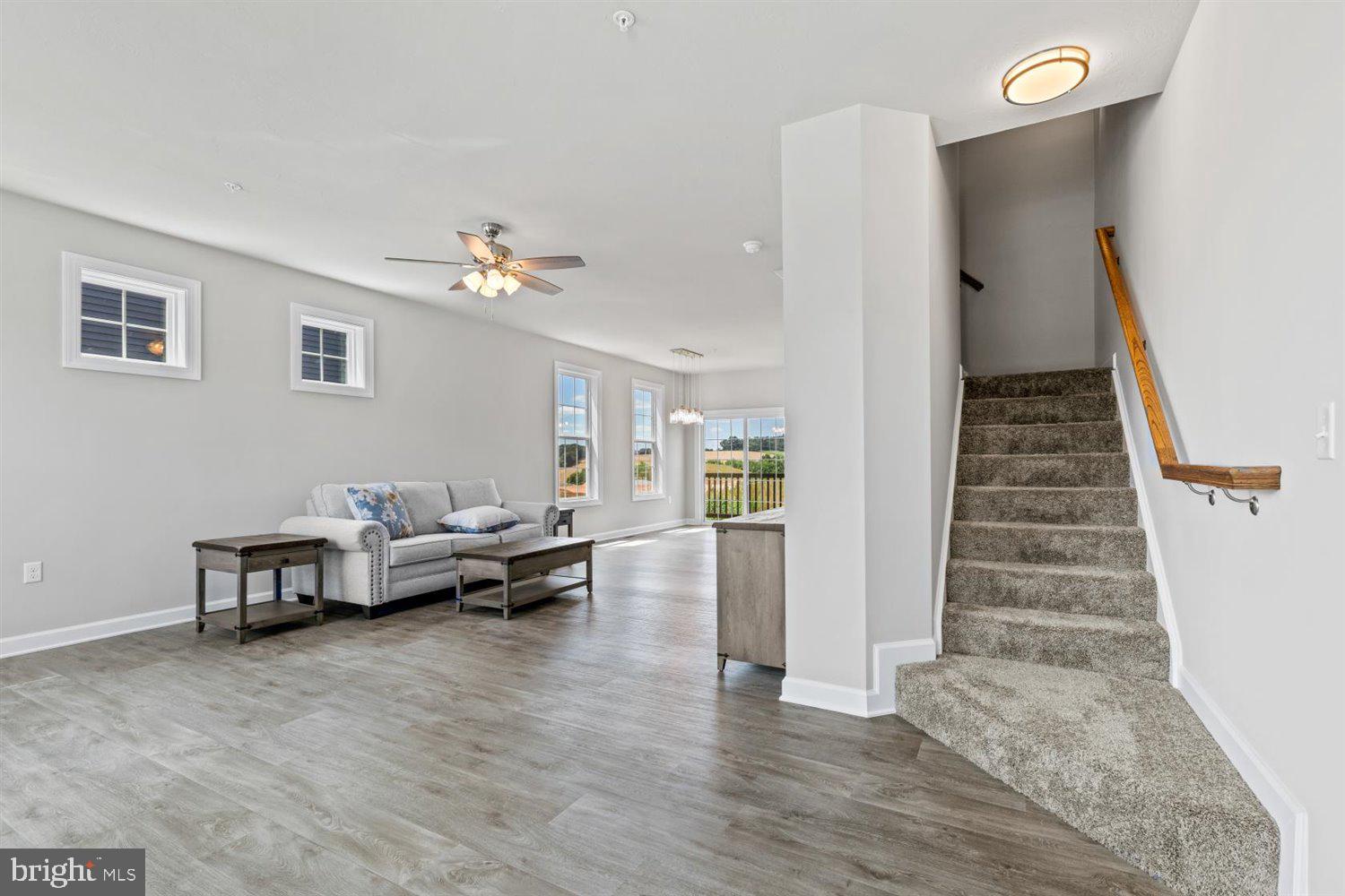 HUDSON RIDGE - Residential