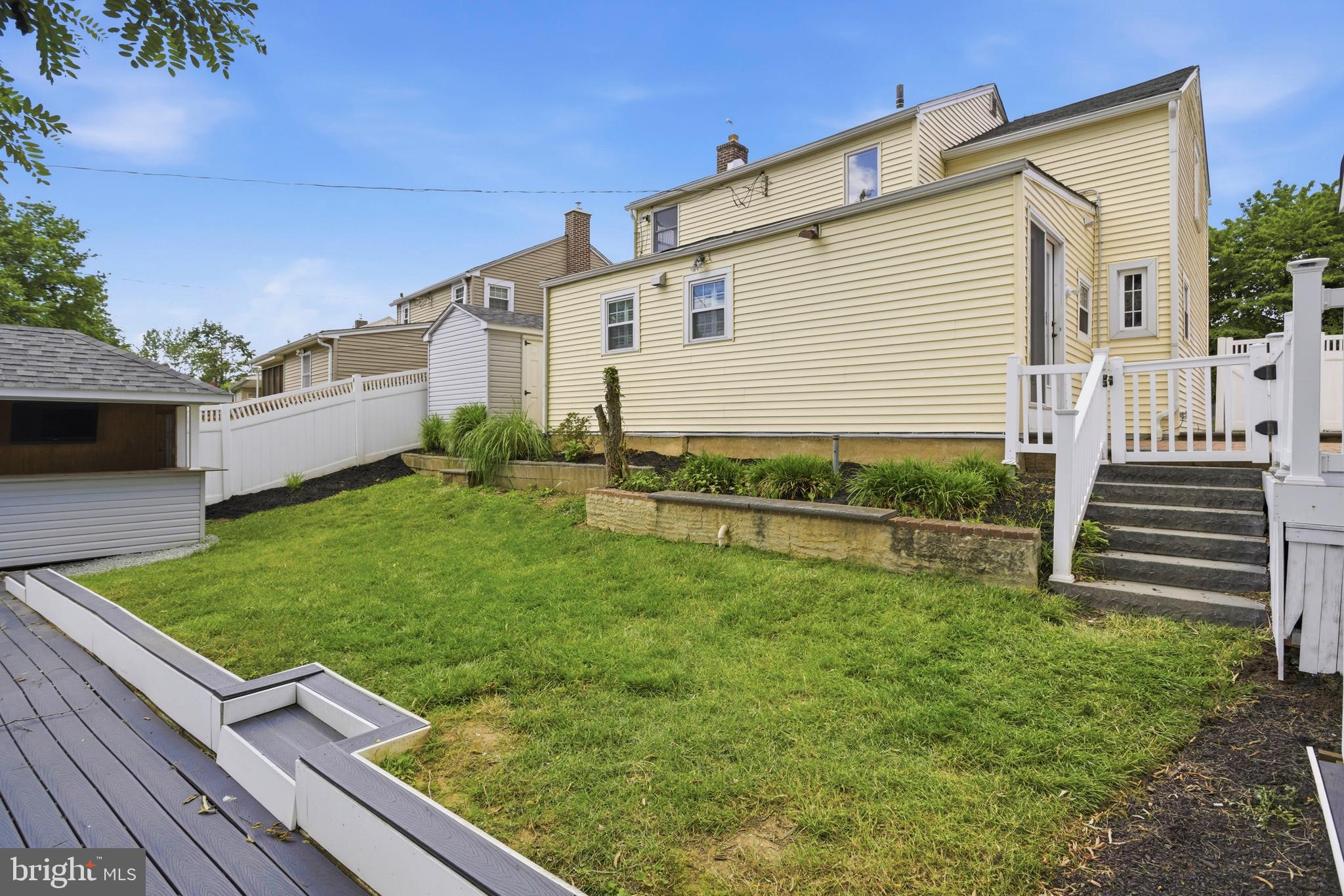 ARONIMINK ESTATES - Residential