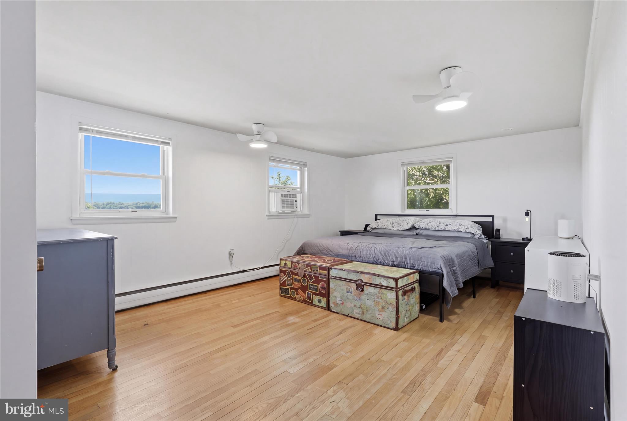 BRUNSWICK - Residential