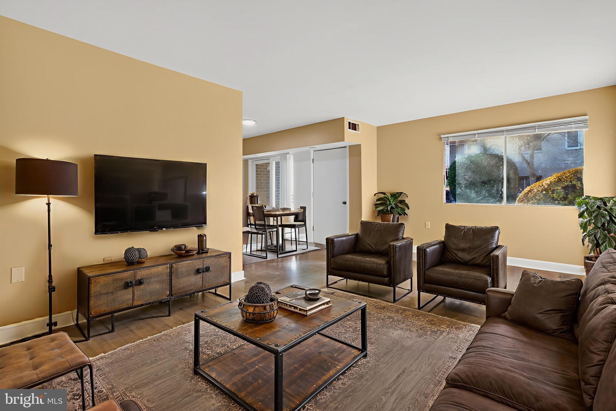 GRAND BEL MANOR - Residential