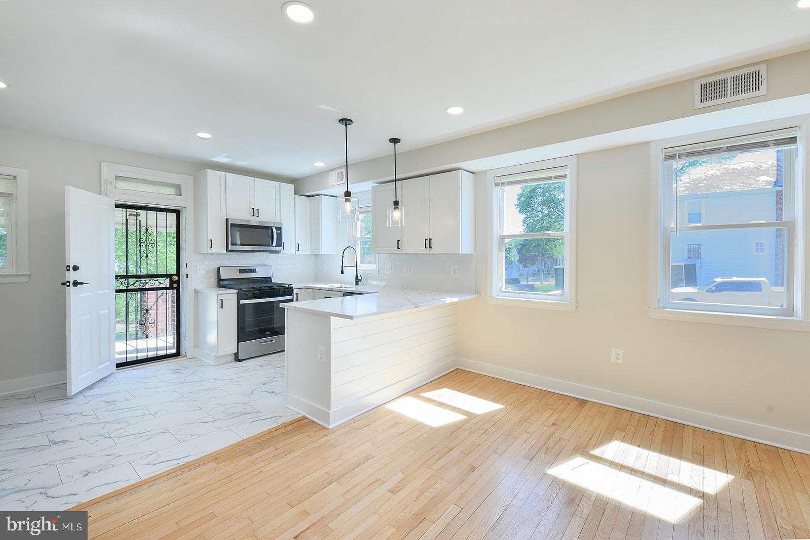 GWYNN OAK - Residential
