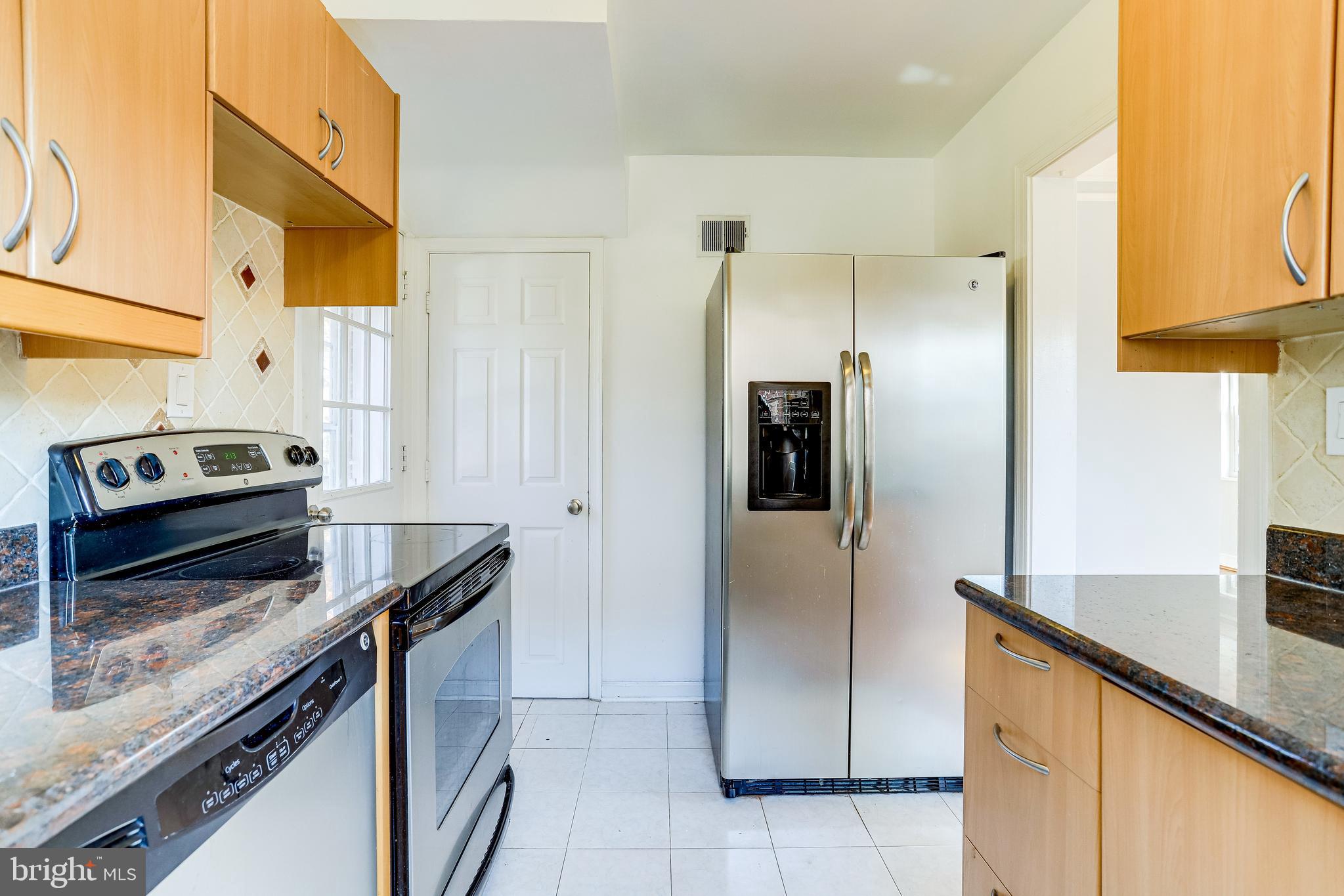 ARLINGTON FOREST - Residential Lease
