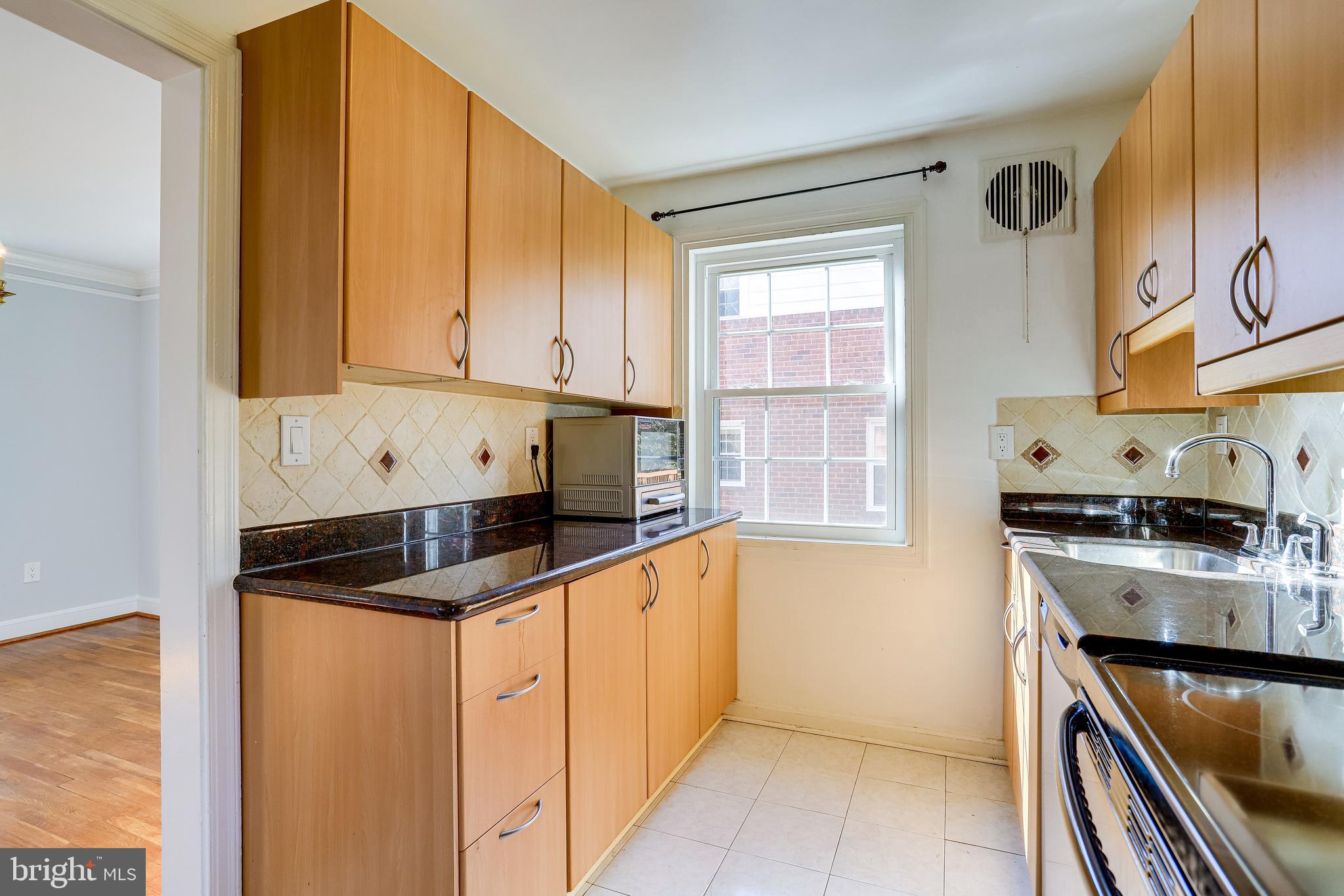 ARLINGTON FOREST - Residential Lease
