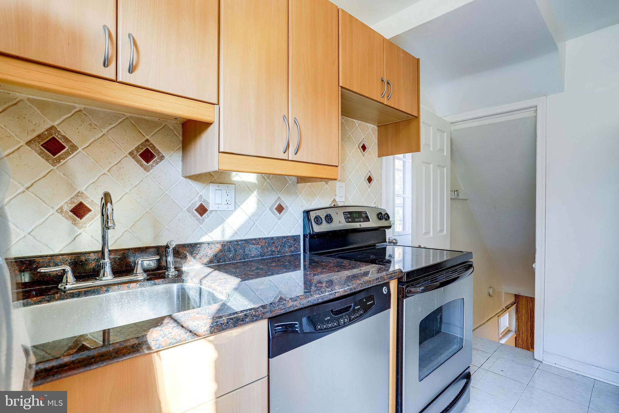 ARLINGTON FOREST - Residential Lease