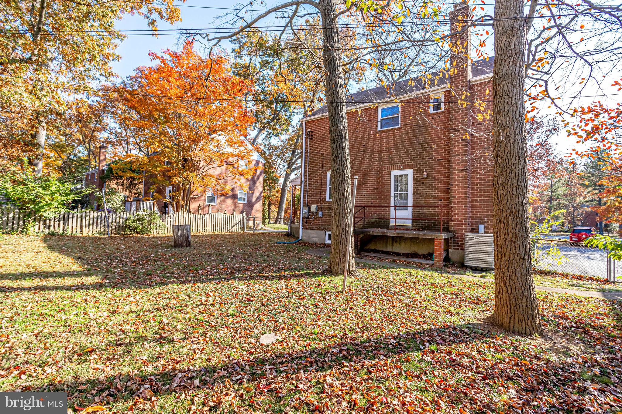 ARLINGTON FOREST - Residential Lease