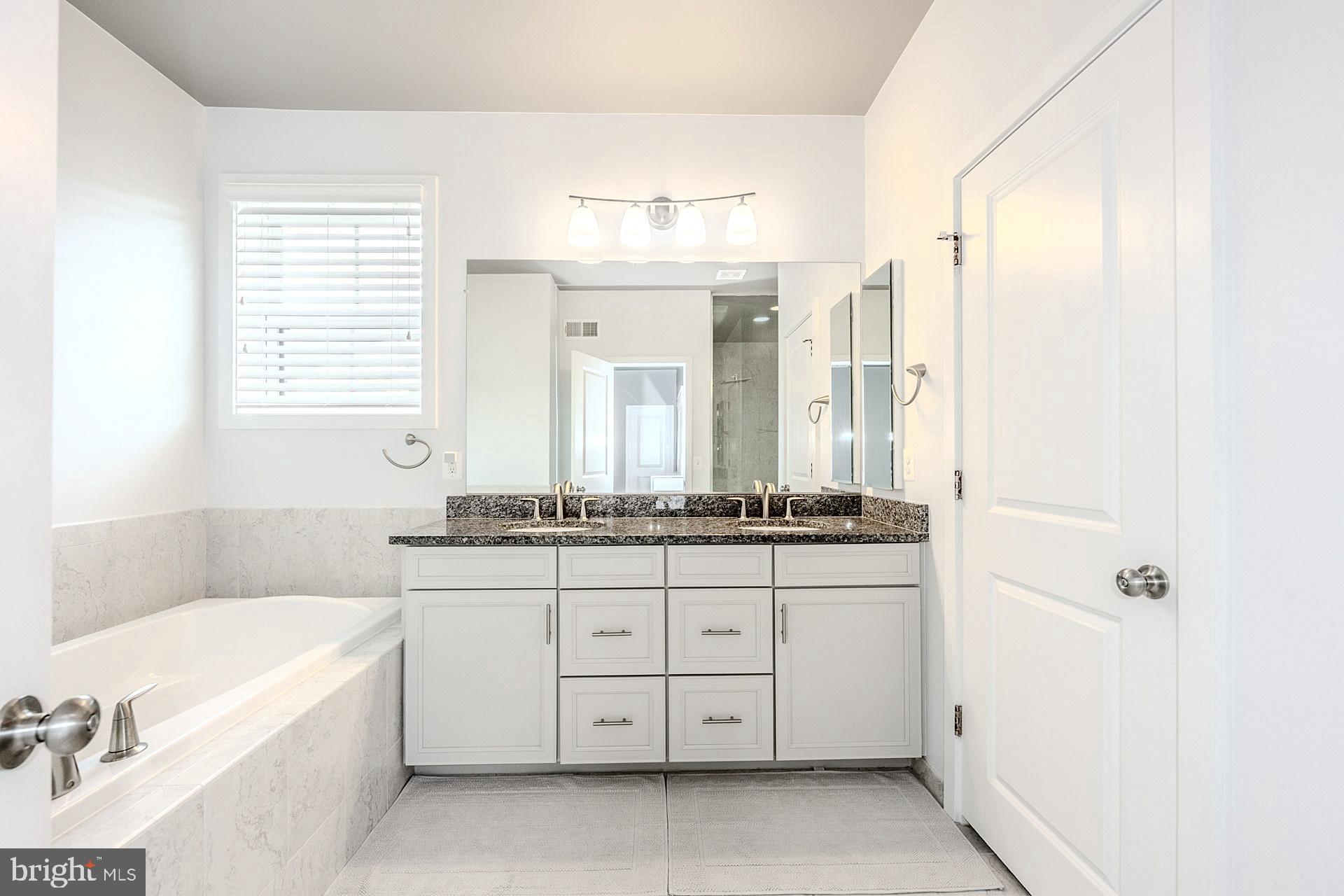 BRAMBLETON TOWN CENTER - Residential