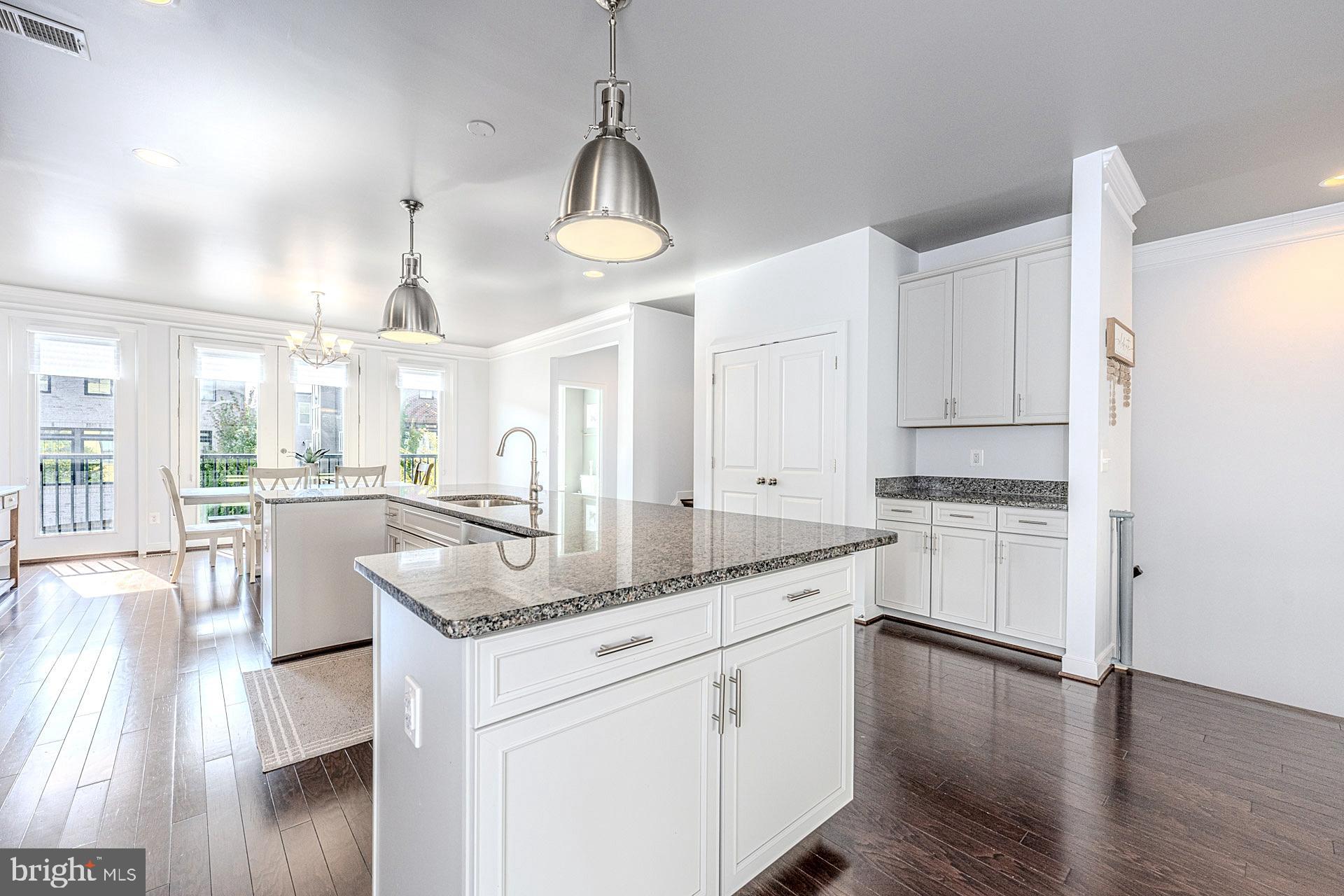 BRAMBLETON TOWN CENTER - Residential