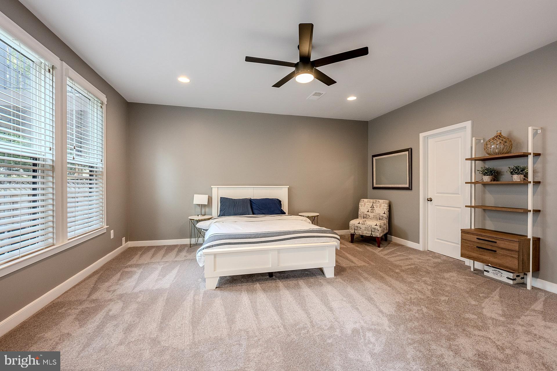 BRAMBLETON TOWN CENTER - Residential