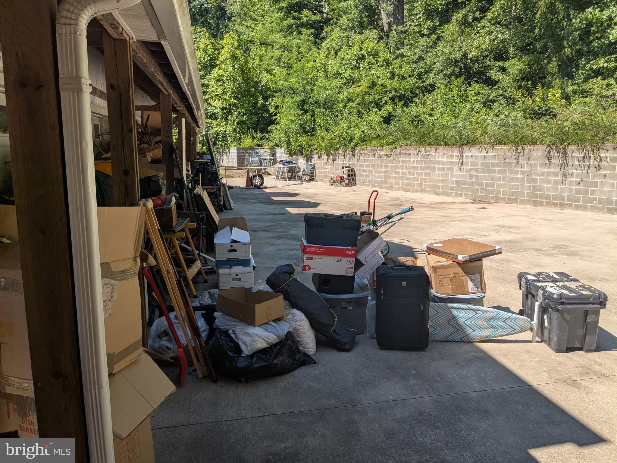 HUNTER ESTATES - Residential