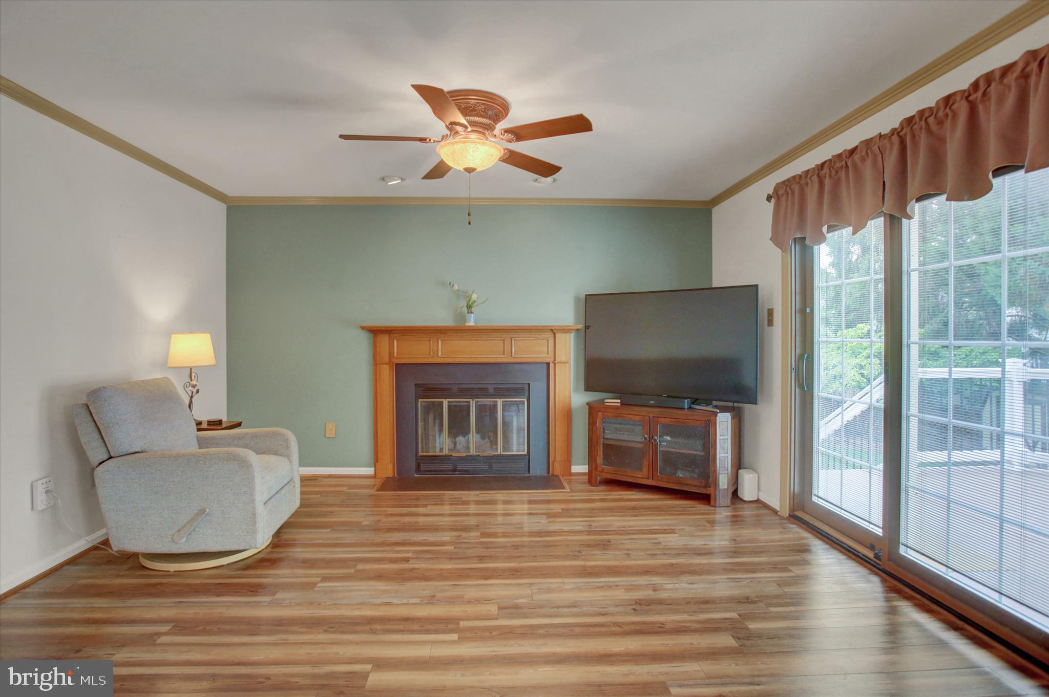 GLADE MANOR - Residential