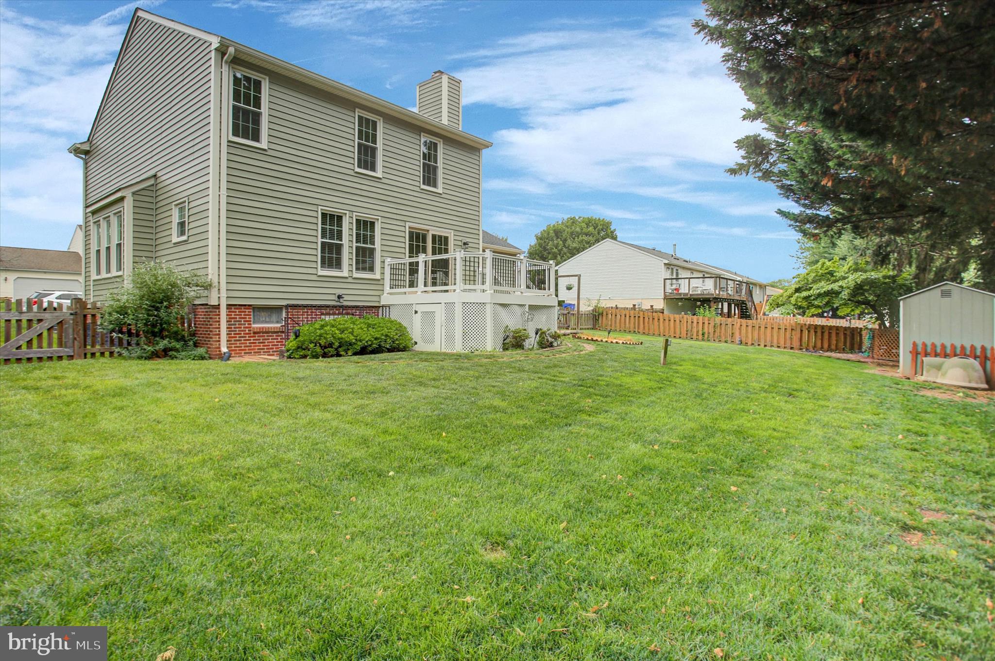 GLADE MANOR - Residential