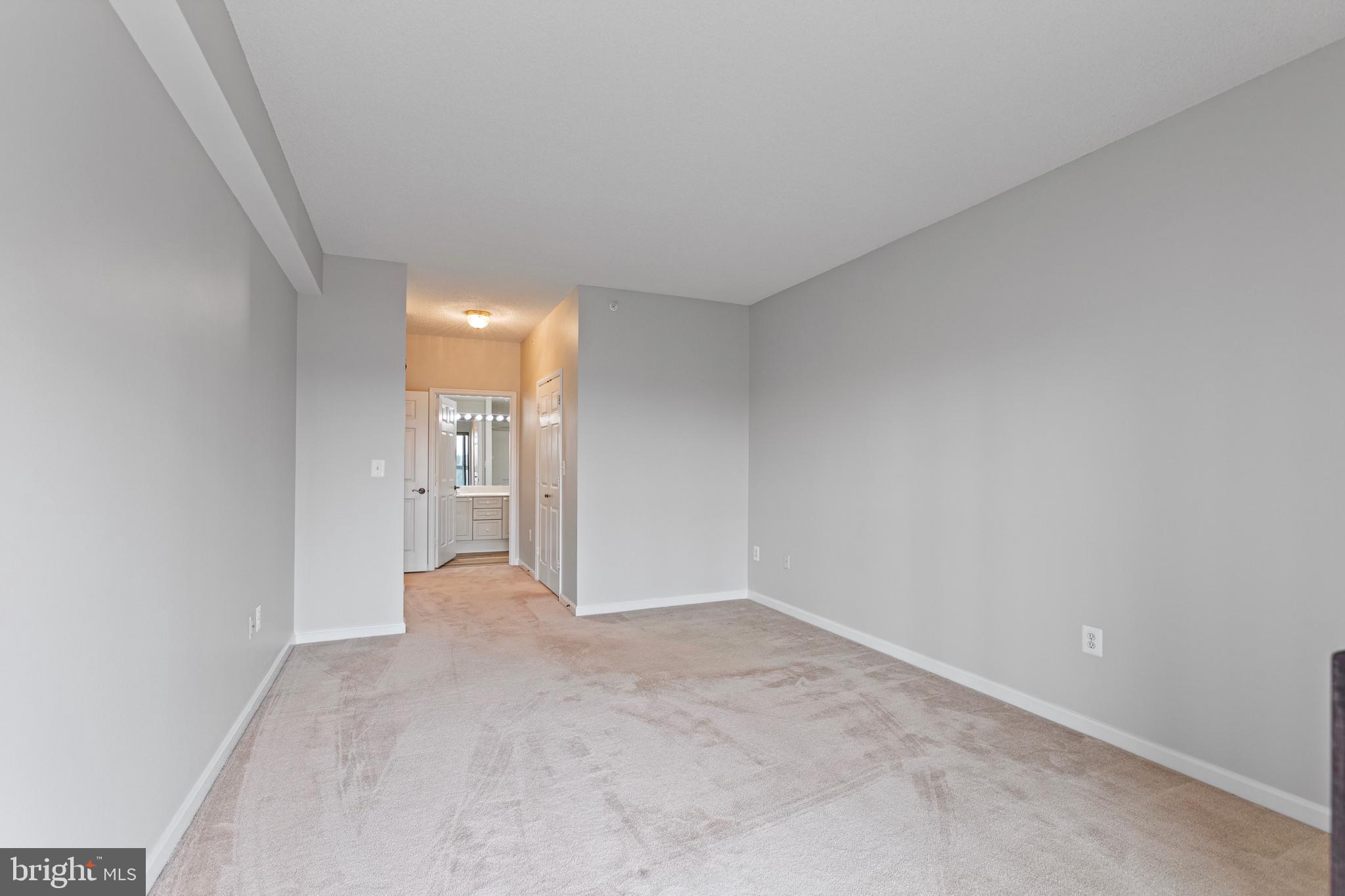 BLUE RIDGE AT LANSDOWNE WOODS - Residential
