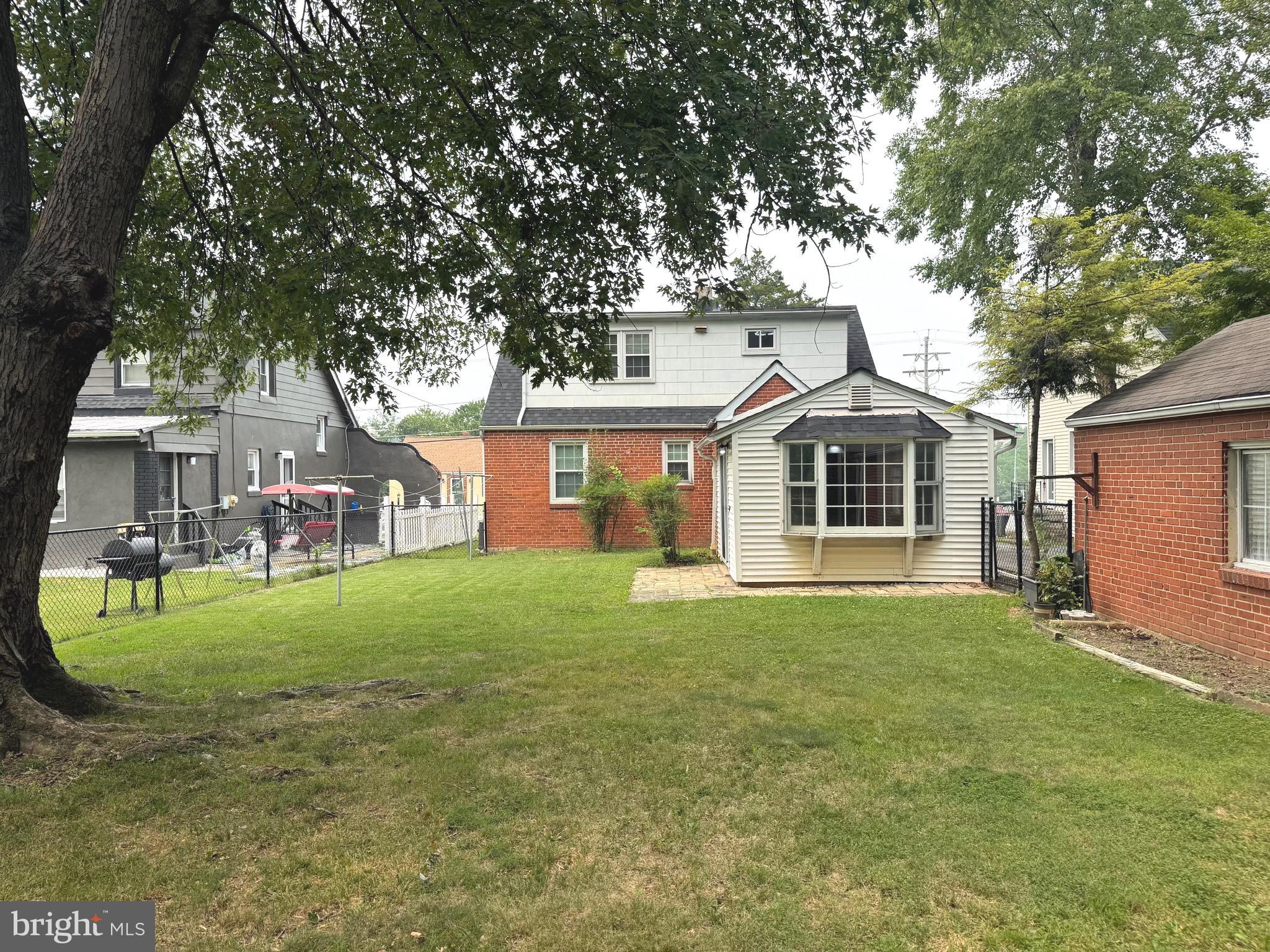 ROLLING VIEW - Residential