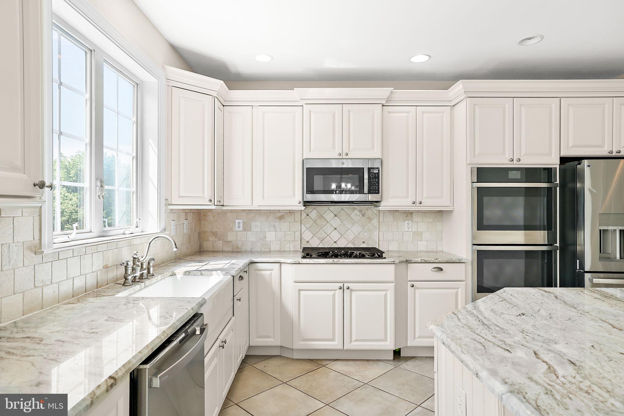 AUBURN HILLS - Residential