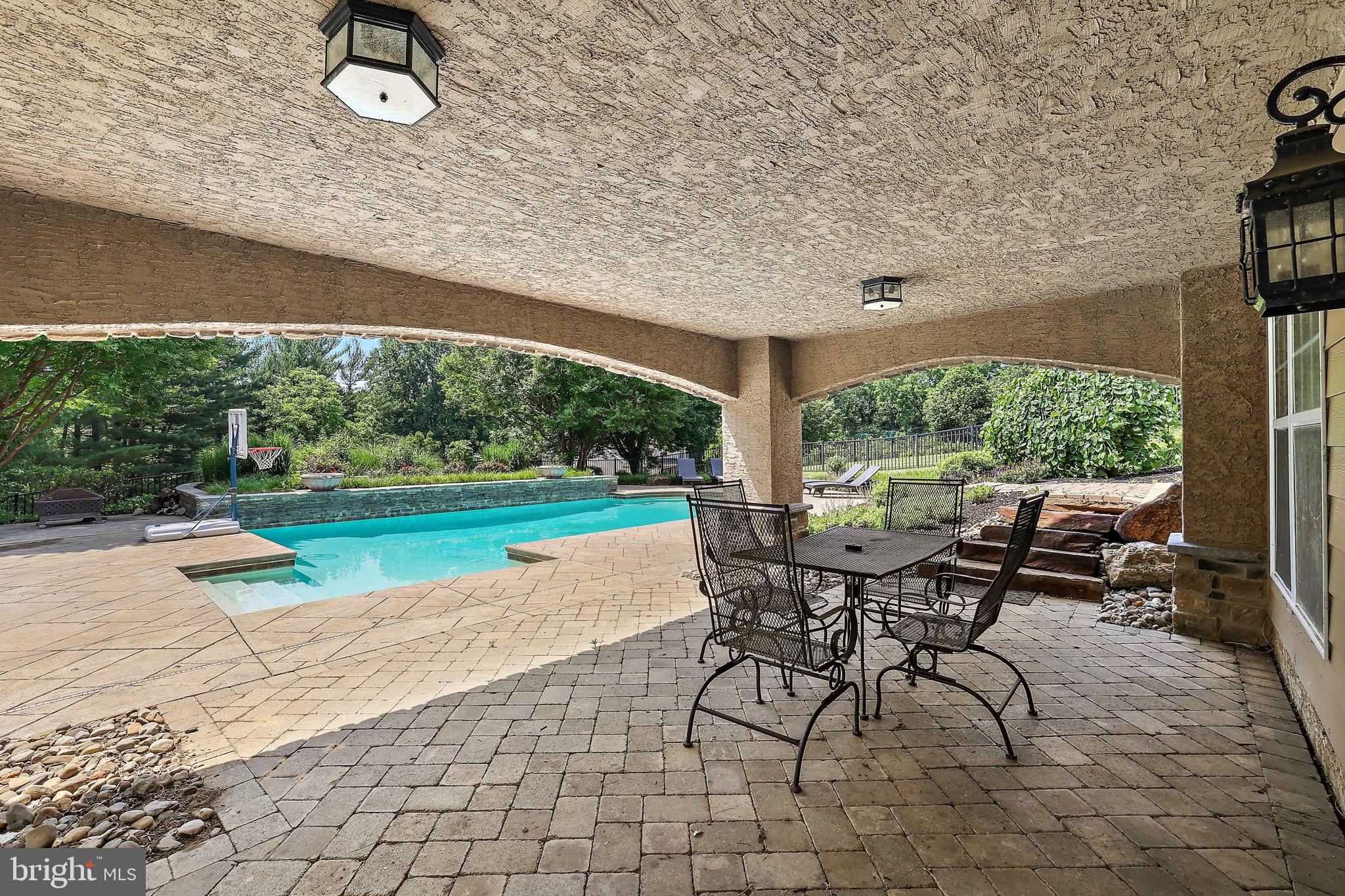AUBURN HILLS - Residential