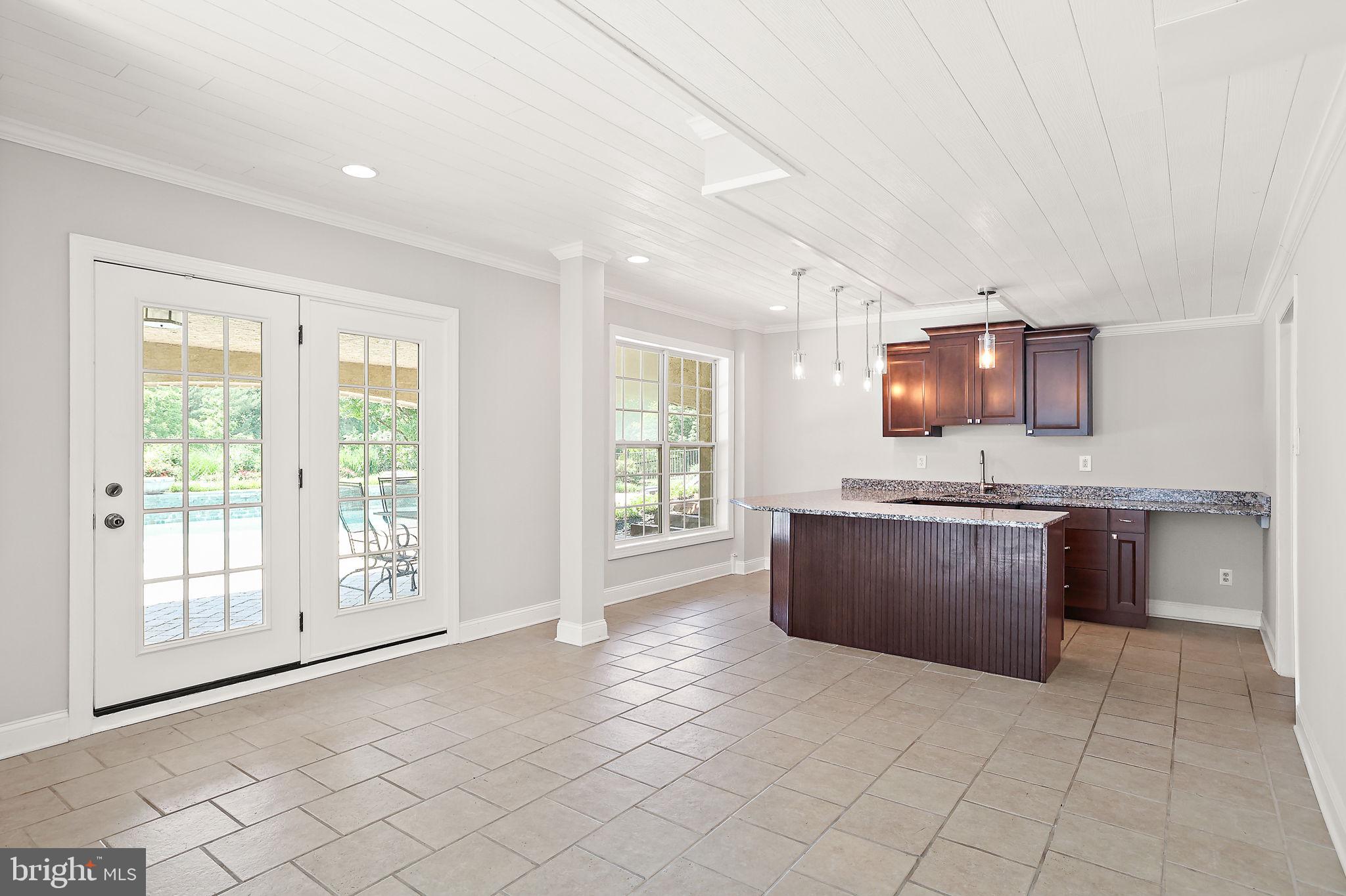AUBURN HILLS - Residential