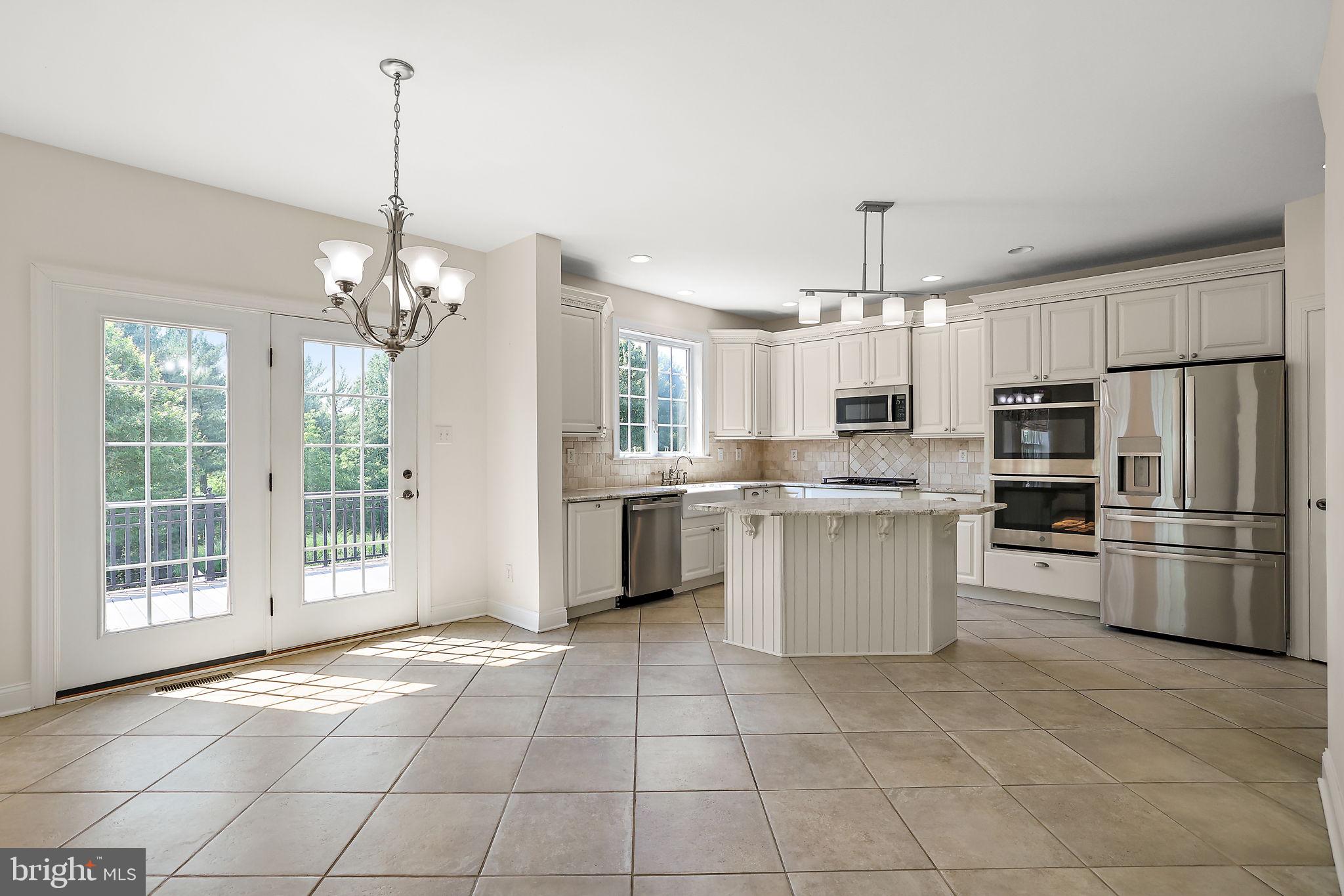 AUBURN HILLS - Residential