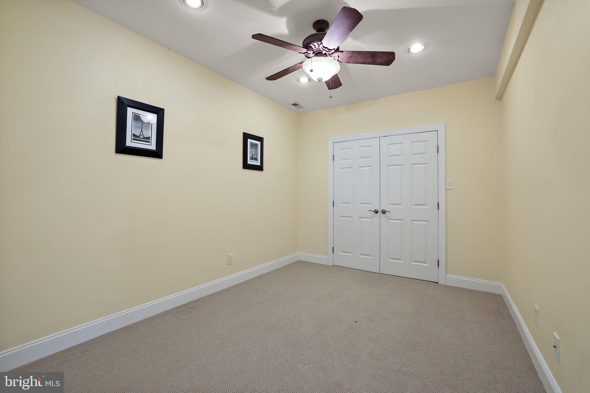 AUBURN HILLS - Residential