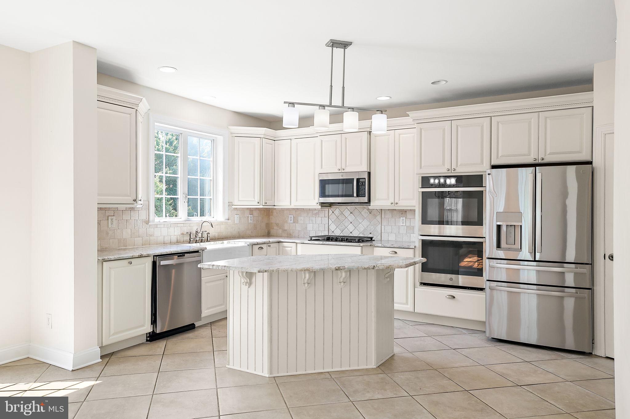 AUBURN HILLS - Residential