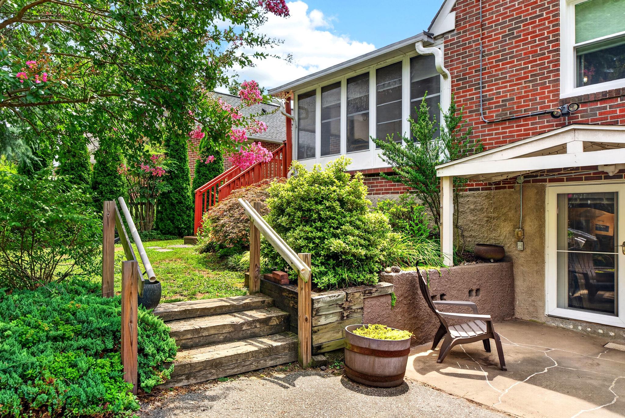 CATONSVILLE - Residential