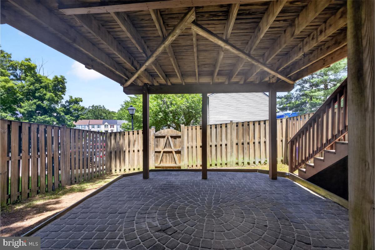 STONEBRIDGE - Residential