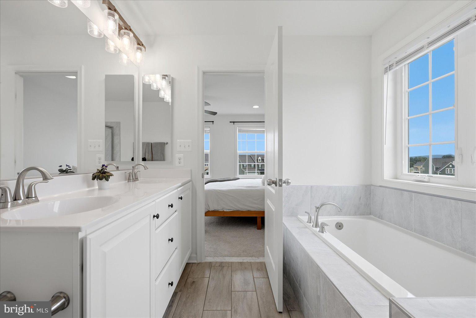 ASPEN GREENS - Residential