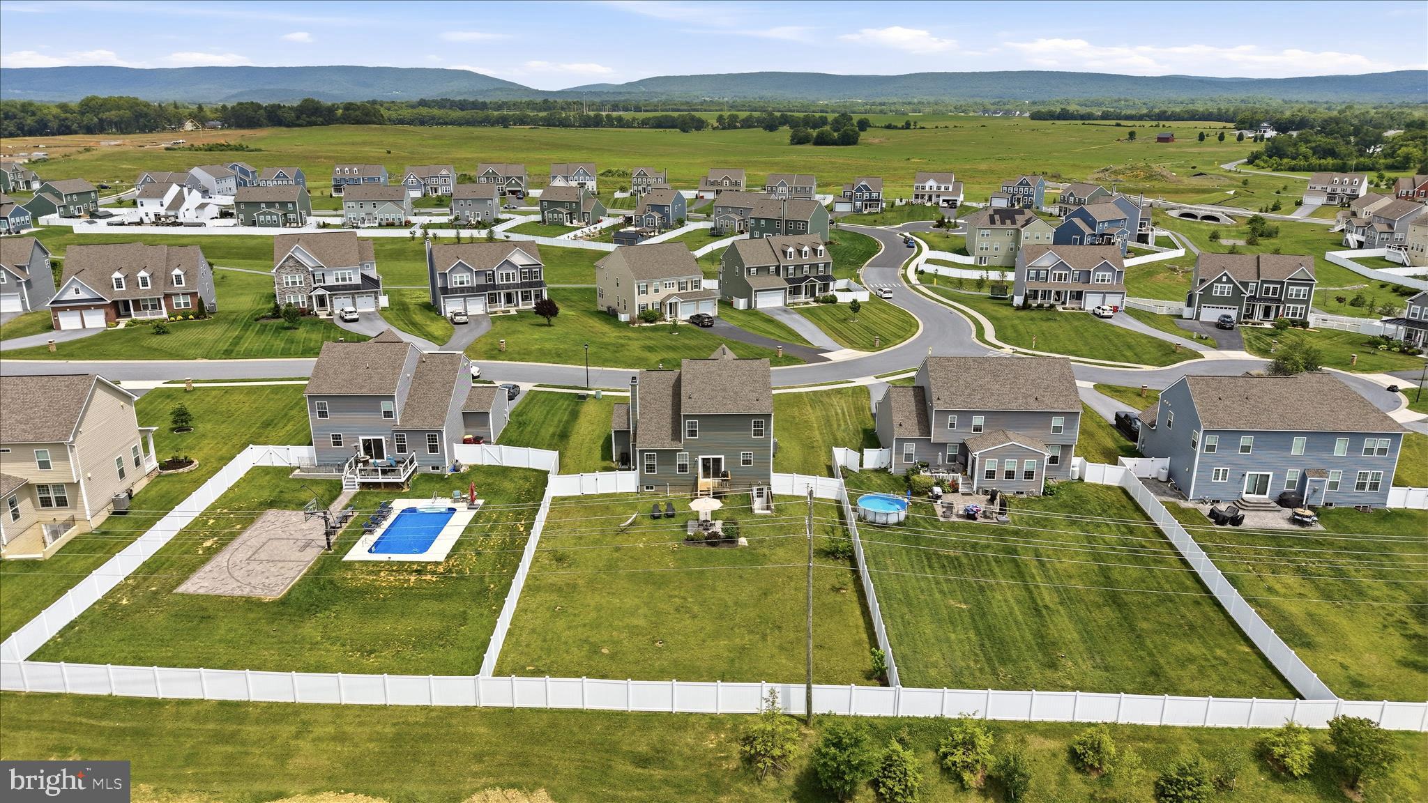 ASPEN GREENS - Residential