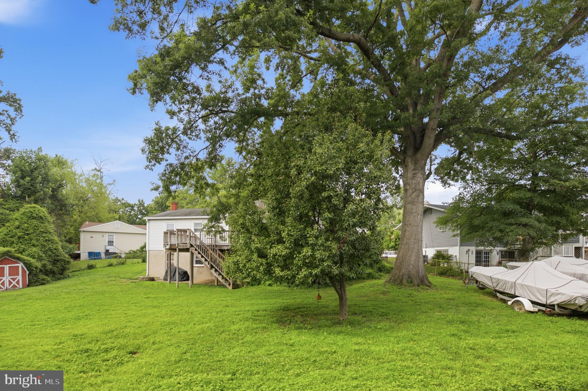 DUNN LORING WOODS - Residential