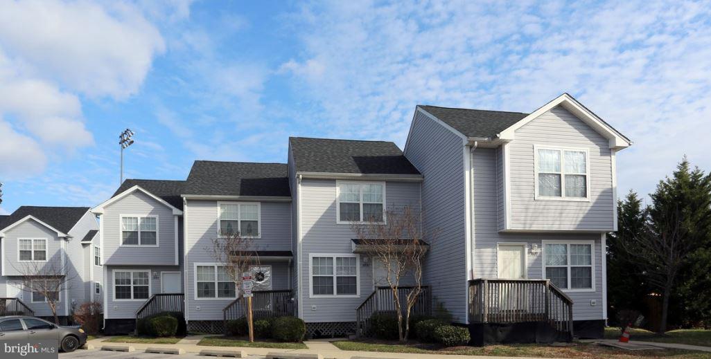 NORTH CHESAPEAKE BEACH - Commercial Sale