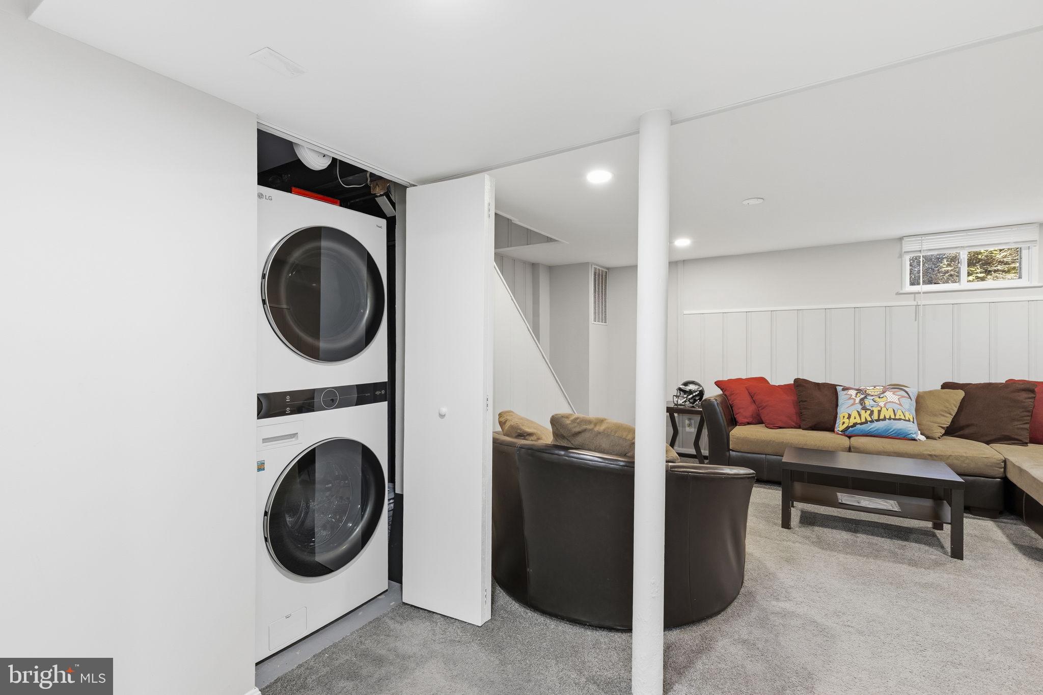 RIDGELEIGH - Residential