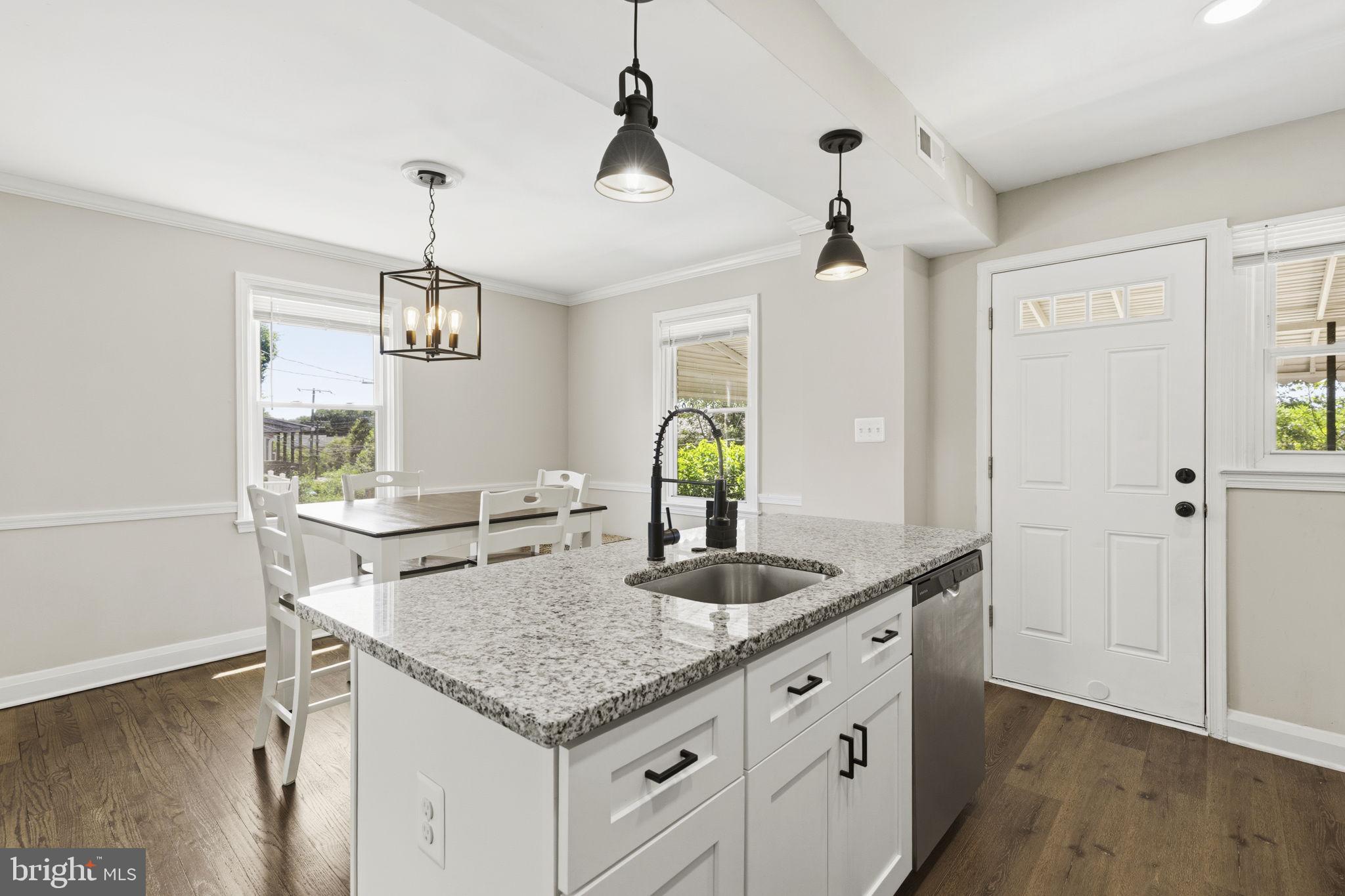 RIDGELEIGH - Residential