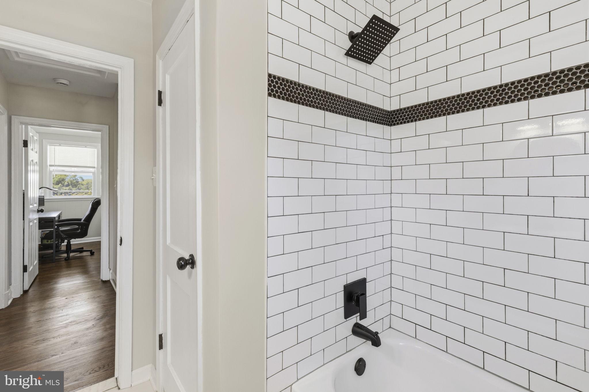 RIDGELEIGH - Residential